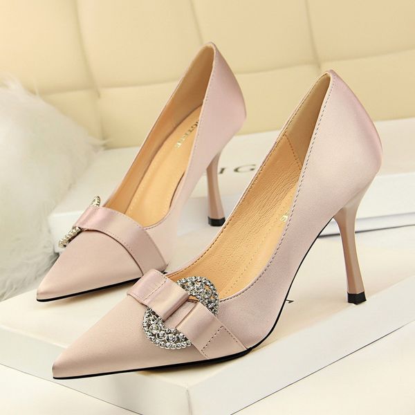 high heels satin shallow mouth woman pumps rhinestone wedding party fashion ladies shoes footwear, Black
high heels satin shallow mouth woman pumps rhinestone wedding party fashion ladies shoes footwear, Black