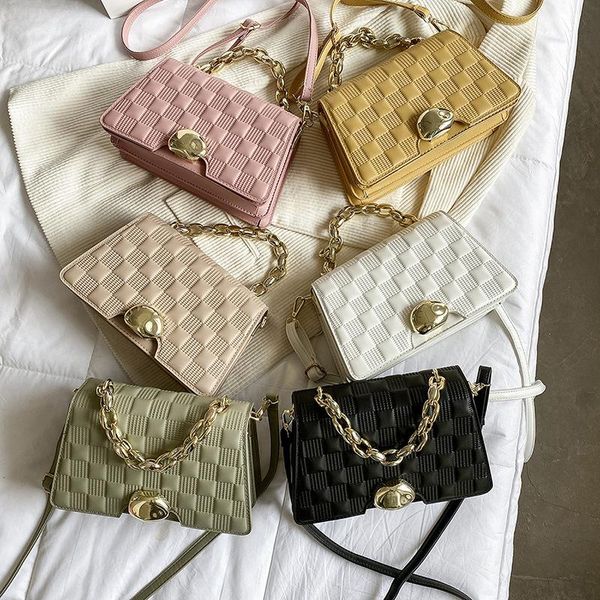 designer products 2021 fashion chain square bag simple retro shoulder messenger underarm bags
designer products 2021 fashion chain square bag simple retro shoulder messenger underarm bags
