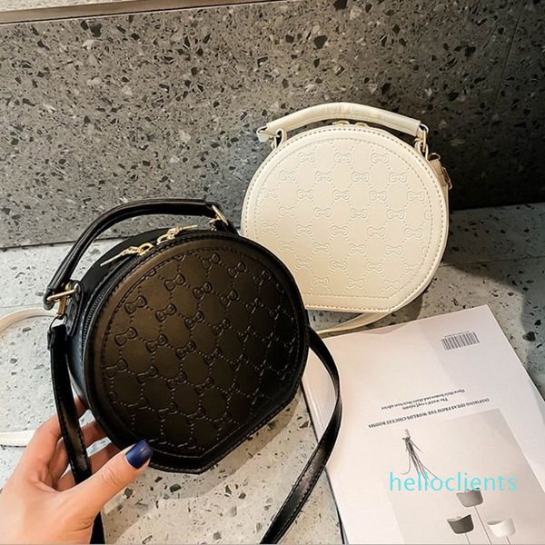 small hand bag shoulderbags female new summer fashion one-shoulder roundbag cross body texture popular messenger bags
small hand bag shoulderbags female new summer fashion one-shoulder roundbag cross body texture popular messenger bags
