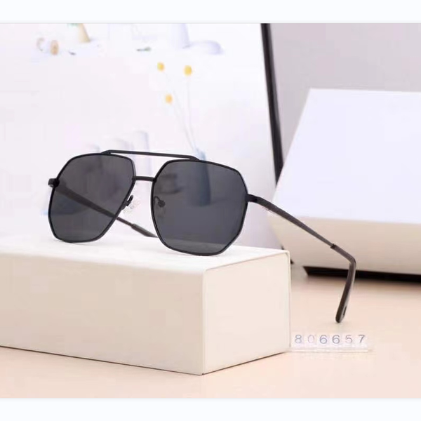 sunglasses 24 hours delivery men women 1:1 sun glasses couple style driving holiday travel with genuine packing box 806657, White;black
sunglasses 24 hours delivery men women 1:1 sun glasses couple style driving holiday travel with genuine packing box 806657, White;black