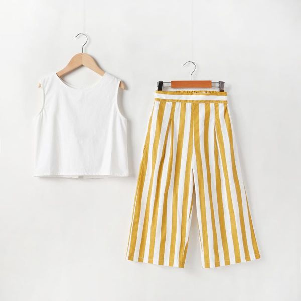 clothing sets 2 pcs toddler summer outfits, girls solid color round neck bowknot tank + striped wide-leg pants, White
clothing sets 2 pcs toddler summer outfits, girls solid color round neck bowknot tank + striped wide-leg pants, White