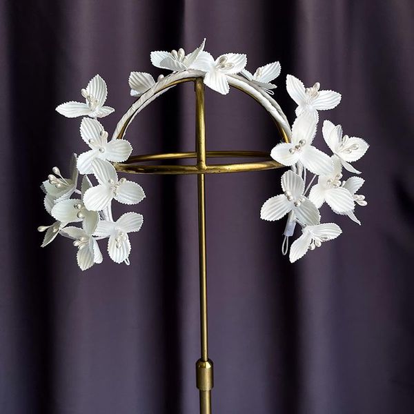 headpieces bride's hair hoops super fairy white satin small flower headpiece earrings bridal crowns wedding accessories, Silver
headpieces bride's hair hoops super fairy white satin small flower headpiece earrings bridal crowns wedding accessories, Silver