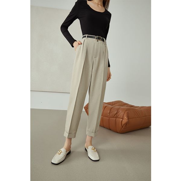 women's pants & capris fansilanen recently textured high-waisted straight-legged soft-fit female pants cut down 7ibd, Black;white
women's pants & capris fansilanen recently textured high-waisted straight-legged soft-fit female pants cut down 7ibd, Black;white