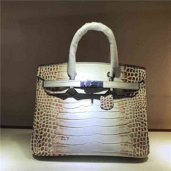 2021 new bag crocodile grain cowhide himalayan white atmosphere portable one shoulder messenger bag with silver buttons bagszly
2021 new bag crocodile grain cowhide himalayan white atmosphere portable one shoulder messenger bag with silver buttons bagszly