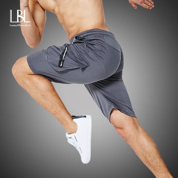 men's shorts men workout 2021 summer big pockets breathable casual track mens bermuda knee length beach male sweatpant, White;black
men's shorts men workout 2021 summer big pockets breathable casual track mens bermuda knee length beach male sweatpant, White;black