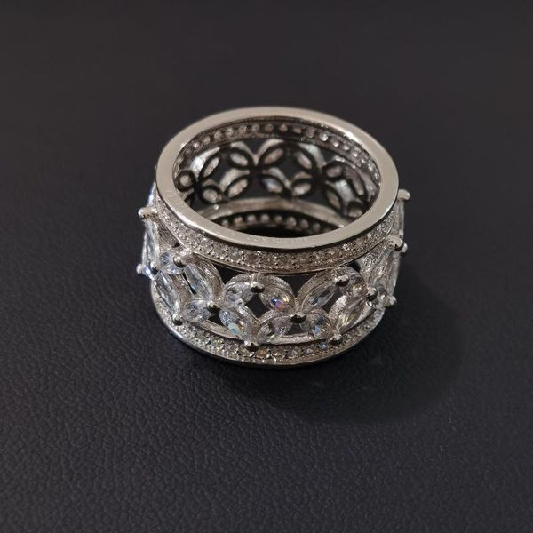 cluster rings pure 925 sterling silver party jewelry for women europe luxury zircon butterfly flowers, Golden;silver
cluster rings pure 925 sterling silver party jewelry for women europe luxury zircon butterfly flowers, Golden;silver