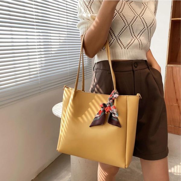 large capacity shoulder messenger bags 2021 fashion women's luxury designer purse lady totes handbags high quality
large capacity shoulder messenger bags 2021 fashion women's luxury designer purse lady totes handbags high quality
