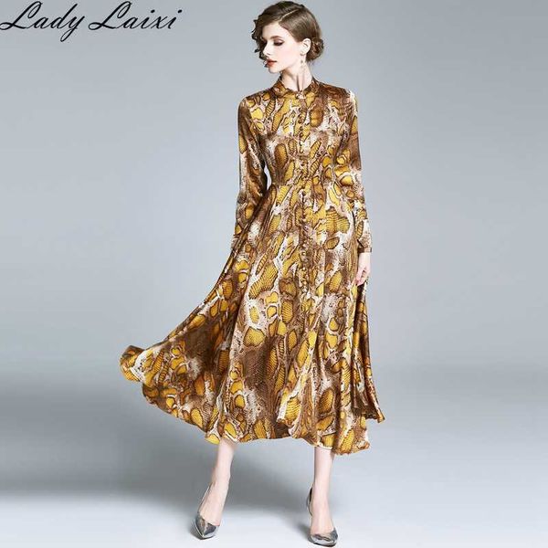 spring fashion runway designer vintgae snakeskin printed dress women stand collar long sleeve female midi 210529, Black;gray
spring fashion runway designer vintgae snakeskin printed dress women stand collar long sleeve female midi 210529, Black;gray