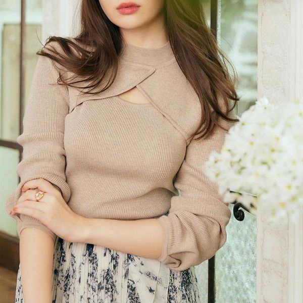 women's sweaters aesthetic long sleeve knitted swaeter half high collar hollow out design woman elastic bottoming pullover, White;black
women's sweaters aesthetic long sleeve knitted swaeter half high collar hollow out design woman elastic bottoming pullover, White;black
