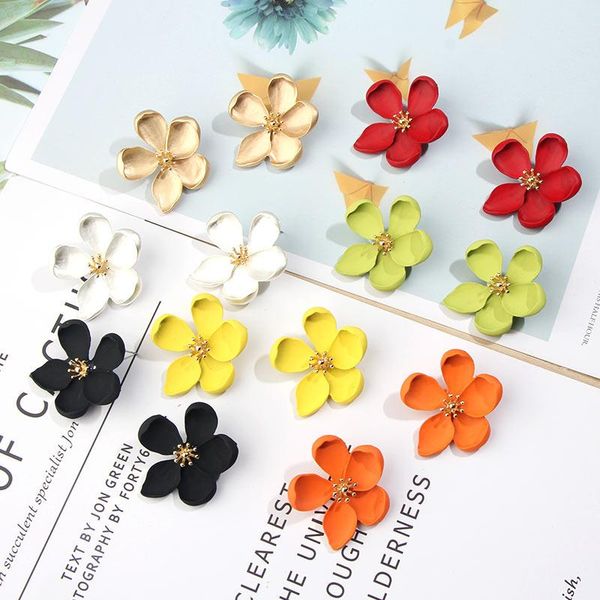 trendy korean cute flower stud earrings for women boho geometric metal statement earring fashion jewelry gift femme, Golden;silver
trendy korean cute flower stud earrings for women boho geometric metal statement earring fashion jewelry gift femme, Golden;silver