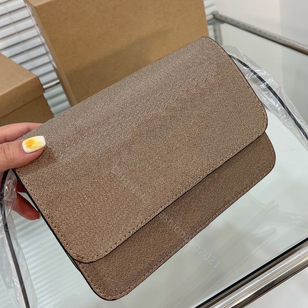 alligator lady cross body bags shoulder letter famous designer handbag crocodile fashion women totes flaps hasp letter plain print smooth cl
alligator lady cross body bags shoulder letter famous designer handbag crocodile fashion women totes flaps hasp letter plain print smooth cl