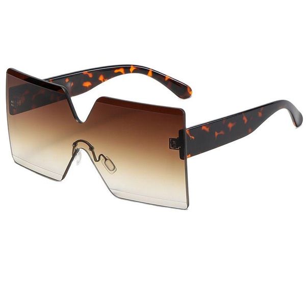 outdoor eyewear fashion oversize square rimless sunglasses women designer gradientr sun glasses man 100% anti uv driving goggle
outdoor eyewear fashion oversize square rimless sunglasses women designer gradientr sun glasses man 100% anti uv driving goggle