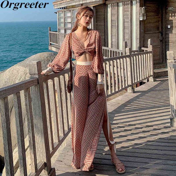 v-neck long lantern sleeve short and split wide leg pants two piece set women summer bohemian beach printted suits 210525, White
v-neck long lantern sleeve short and split wide leg pants two piece set women summer bohemian beach printted suits 210525, White