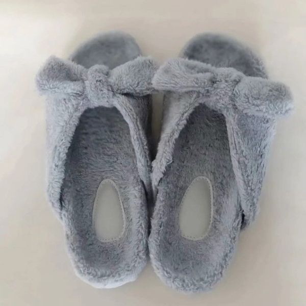 2021 autumn fluffy raccoon faux fur slippers shoes women fox fur sandals flat furry fur slides bowknot sandals sandalias mujer, Black
2021 autumn fluffy raccoon faux fur slippers shoes women fox fur sandals flat furry fur slides bowknot sandals sandalias mujer, Black