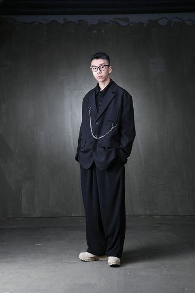 men's tracksuits korean fashion chest chain oversize reflective strip casual suit single-breasted loose, Gray
men's tracksuits korean fashion chest chain oversize reflective strip casual suit single-breasted loose, Gray