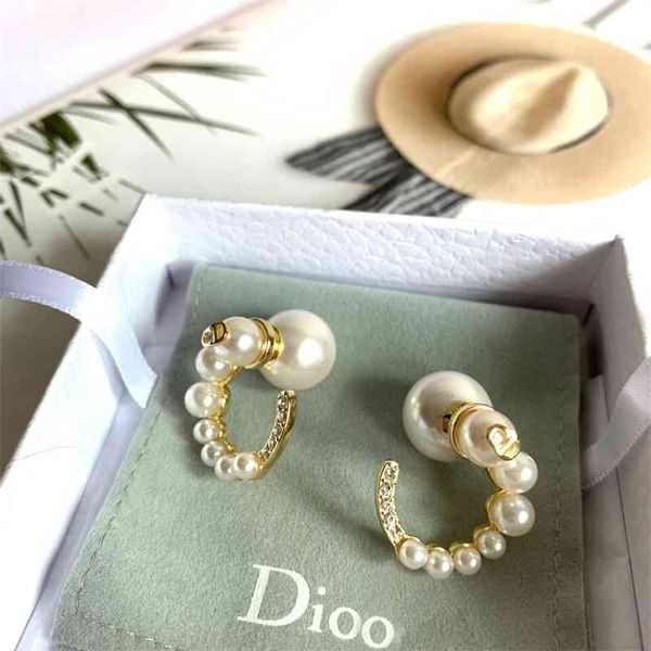 70% off outlet online letter pearl inlaid diamond temperament net red high version fashion trendy earrings female, Golden
70% off outlet online letter pearl inlaid diamond temperament net red high version fashion trendy earrings female, Golden