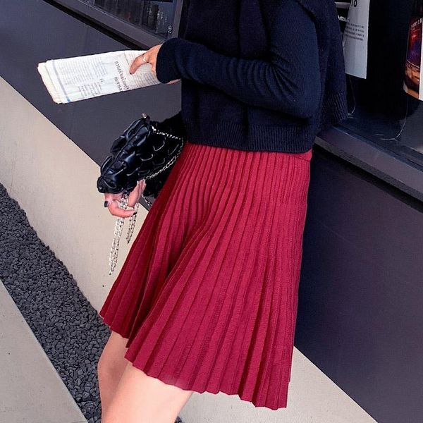 loose plus size fat sister winter korean version of high waist bag hip female wool short skirt skirts, Black
loose plus size fat sister winter korean version of high waist bag hip female wool short skirt skirts, Black