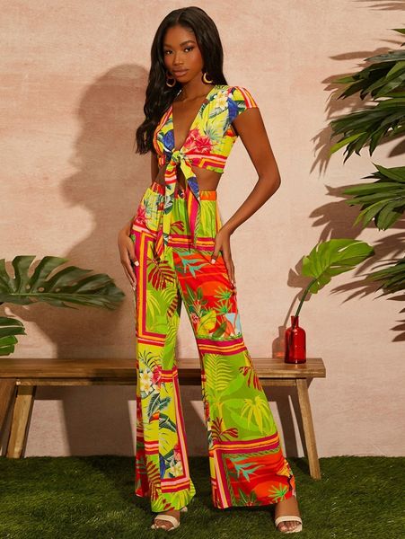 tropical and figure graphic tie front and pants set y368#, White
tropical and figure graphic tie front and pants set y368#, White