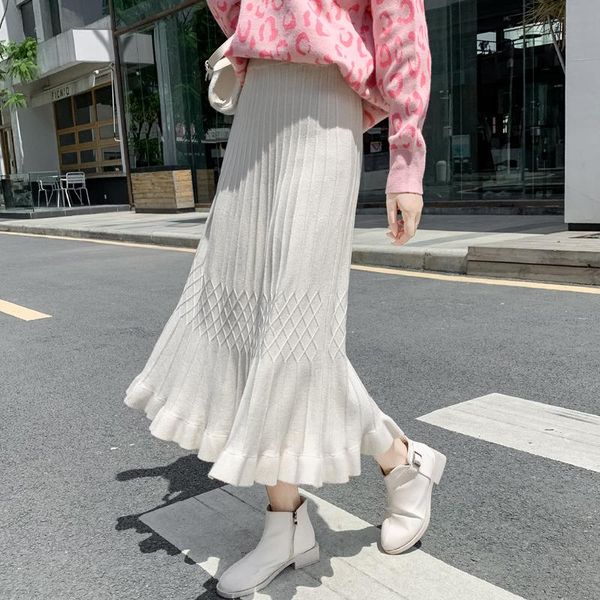 faldas mujer moda 2021 knitted autumn winter high waist a-line midi skirt womens korean fashion casual black pleated skirts
faldas mujer moda 2021 knitted autumn winter high waist a-line midi skirt womens korean fashion casual black pleated skirts