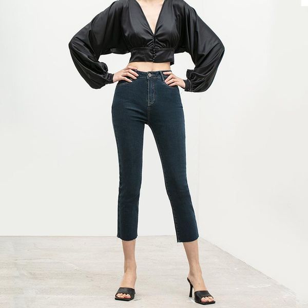 women's jeans spring and summer retro fashion 2021 high waist slim fit straight pants nine points denim comfortable, Blue
women's jeans spring and summer retro fashion 2021 high waist slim fit straight pants nine points denim comfortable, Blue