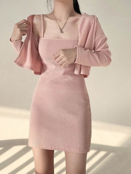hang strip suit small elastic slim-fit suspender dress + air-conditioned two-piece cardigan 210525, White
hang strip suit small elastic slim-fit suspender dress + air-conditioned two-piece cardigan 210525, White