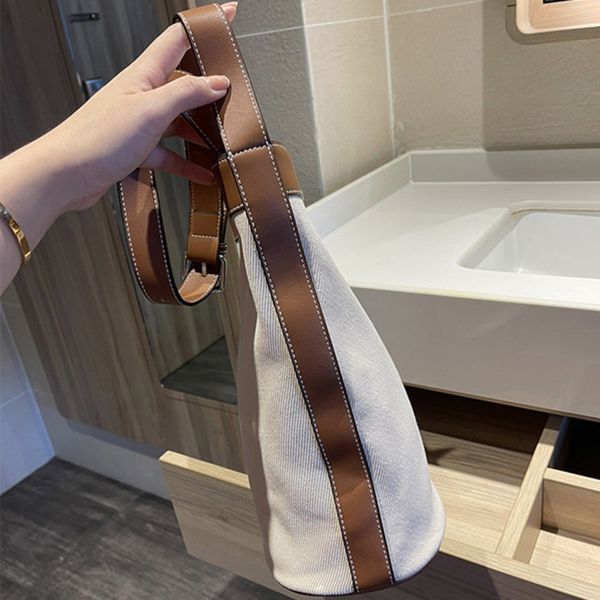 bucket l family c bags 2021 akend onthego canvas leather splicing p mini saddle bag tb telfar zhouzhoubao123 f multi pochette marc snapshot, Black
bucket l family c bags 2021 akend onthego canvas leather splicing p mini saddle bag tb telfar zhouzhoubao123 f multi pochette marc snapshot, Black