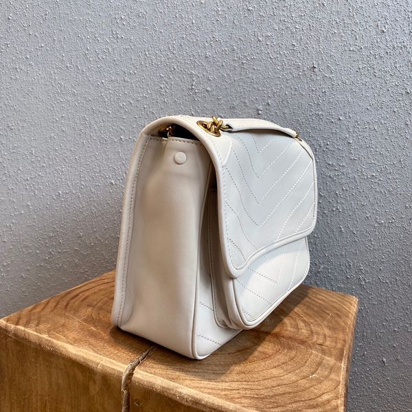 2020 new style especially to show the texture it feels silky and delicate women bags the body is fastened on both sides 498894 graceful bag
2020 new style especially to show the texture it feels silky and delicate women bags the body is fastened on both sides 498894 graceful bag