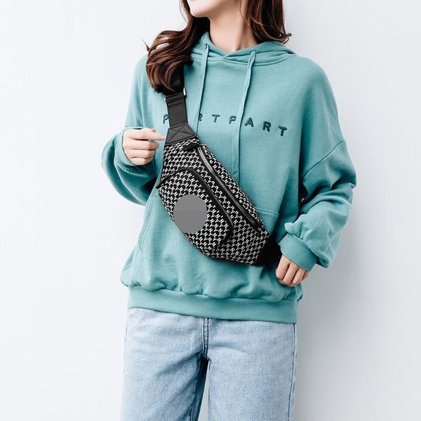 high-quality women's waist bag fashion ladies canvas zipper messenger belt bags spring trend high capacity letter
high-quality women's waist bag fashion ladies canvas zipper messenger belt bags spring trend high capacity letter