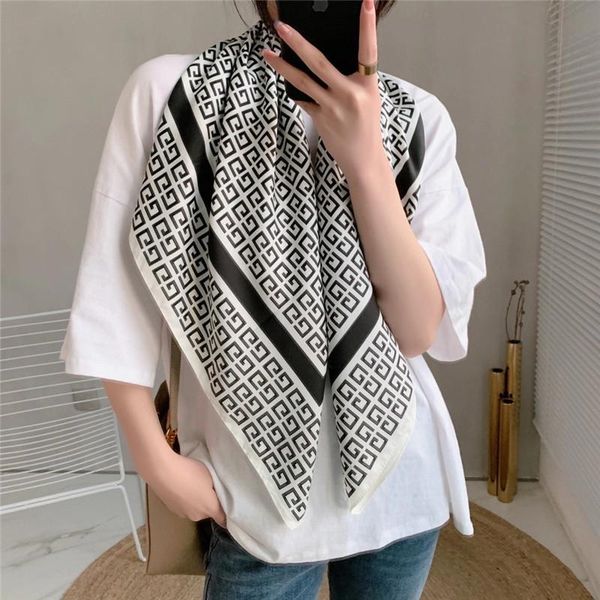 scarves 2021 arrival black and white scarf women twill silk machine edges square female hijab headband 90*90cm shawl 35'x35' gift, Blue;gray
scarves 2021 arrival black and white scarf women twill silk machine edges square female hijab headband 90*90cm shawl 35'x35' gift, Blue;gray