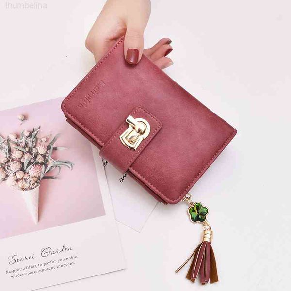 wallet women's short 2021 korean fashion tassel buckle zipper multi card position folding zero women, Red;black
wallet women's short 2021 korean fashion tassel buckle zipper multi card position folding zero women, Red;black