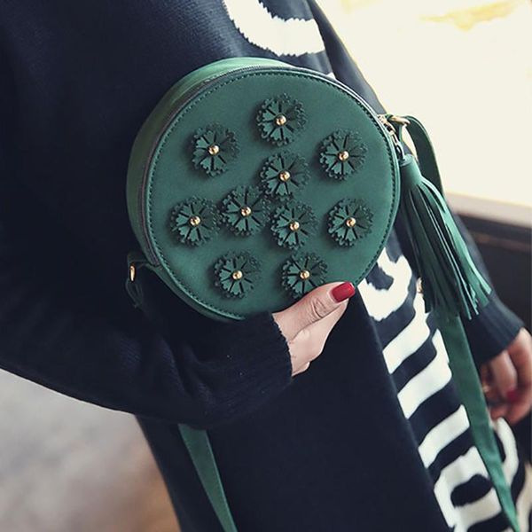 shoulder bags designer round small leather handbag messenger bag luxury handbags crossbody for women tassel purses
shoulder bags designer round small leather handbag messenger bag luxury handbags crossbody for women tassel purses