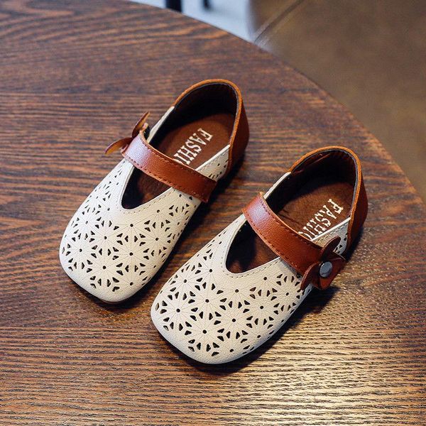flat shoes campus princess spring summer hollow design hole girls pu leather children little baby soft-soled, Black;grey
flat shoes campus princess spring summer hollow design hole girls pu leather children little baby soft-soled, Black;grey