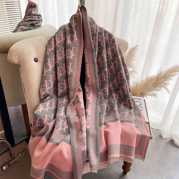 design 2021 autumn and winter new korean warm scarf women's dual-purpose double-sided imitation cashmere air conditioning shawl student, Blue;gray
design 2021 autumn and winter new korean warm scarf women's dual-purpose double-sided imitation cashmere air conditioning shawl student, Blue;gray