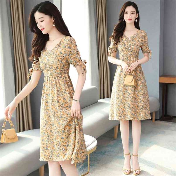 plus size summer floral chiffon midi dress vintage korean women party maxi vestidos casual v-neck boho beach sundress 210528, Black;gray
plus size summer floral chiffon midi dress vintage korean women party maxi vestidos casual v-neck boho beach sundress 210528, Black;gray