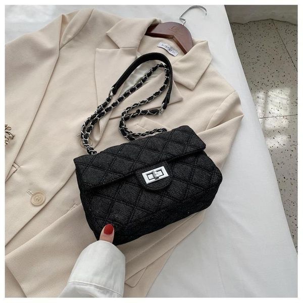 evening bags fashion designer 2021 winter korean version wild lock denim diamond chain bag canvas mini simple shoulder messenger
evening bags fashion designer 2021 winter korean version wild lock denim diamond chain bag canvas mini simple shoulder messenger