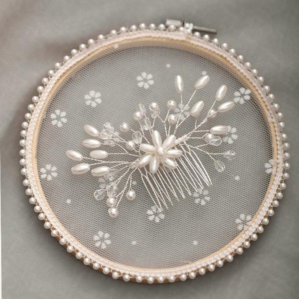 hair clips & barrettes simple retro wedding combs for bride pearl adorned flower shape women hairpins bridal headpiece ea, Golden;silver
hair clips & barrettes simple retro wedding combs for bride pearl adorned flower shape women hairpins bridal headpiece ea, Golden;silver