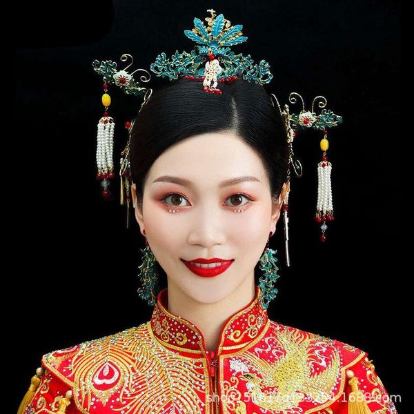 headpieces headdress female bride costume step by tassel chinese wedding atmosphere toast clothing hair accessories set, Silver
headpieces headdress female bride costume step by tassel chinese wedding atmosphere toast clothing hair accessories set, Silver