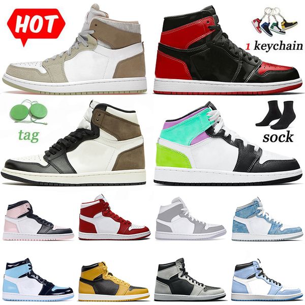 2022 mens women 1s basketball shoes jumpman 1 high og patent university blue pollen dark mocha wolf grey sneakers sports trainers size 46, White;red
2022 mens women 1s basketball shoes jumpman 1 high og patent university blue pollen dark mocha wolf grey sneakers sports trainers size 46, White;red