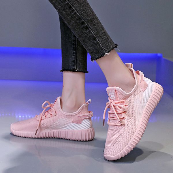 2021 arrival knit running shoes off men womens sports tennis runners triple black grey pink white outdoor sneakers size 35-40 wy11-1766
2021 arrival knit running shoes off men womens sports tennis runners triple black grey pink white outdoor sneakers size 35-40 wy11-1766