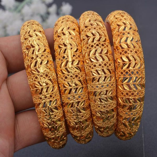 bangle 4pcs/set dubai african gold color cuff bangles for women girls wife peace bracelet&bangles jewelry holiday gift, Black
bangle 4pcs/set dubai african gold color cuff bangles for women girls wife peace bracelet&bangles jewelry holiday gift, Black