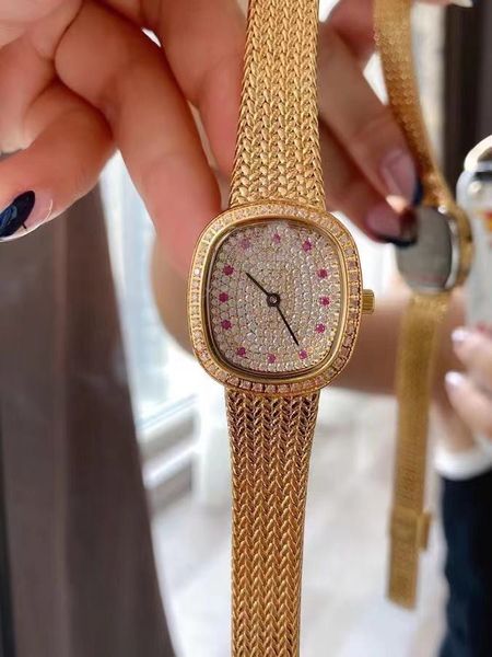 ladies antique watch, unique retro style, dial with diamonds, to satisfy the collection desire of medieval enthusiasts, summer collocation w, Slivery;brown
ladies antique watch, unique retro style, dial with diamonds, to satisfy the collection desire of medieval enthusiasts, summer collocation w, Slivery;brown