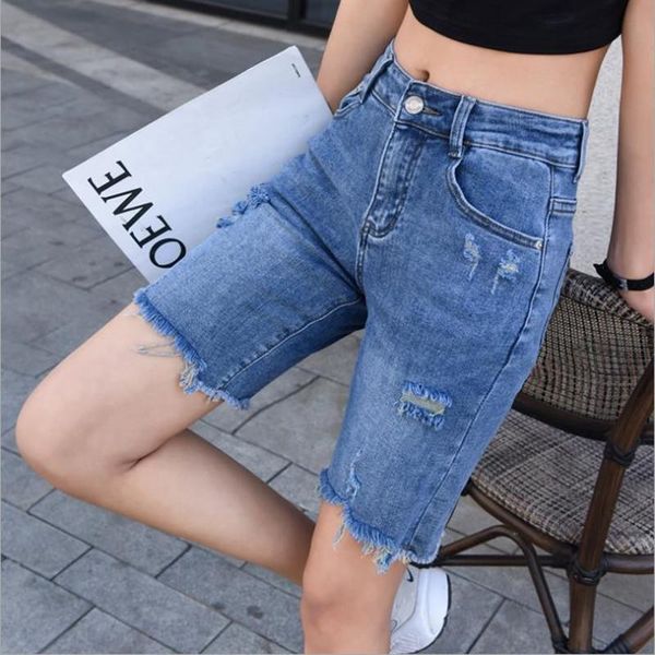 women's shorts 2021 denim capris summer straight tube hole high waist show thin, White;black 
women's shorts 2021 denim capris summer straight tube hole high waist show thin, White;black