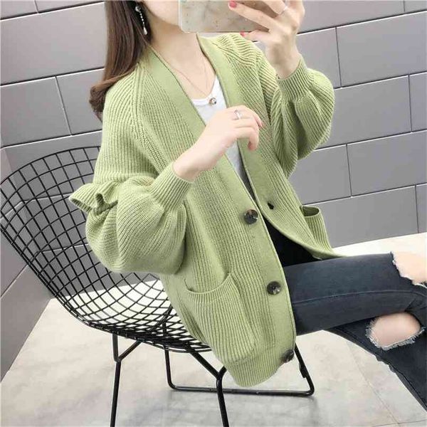 solid lantern sleeves v-neck knitted sweater women long sleeve loose pocket stitching cardigan female spring autumn 210427, White;black
solid lantern sleeves v-neck knitted sweater women long sleeve loose pocket stitching cardigan female spring autumn 210427, White;black