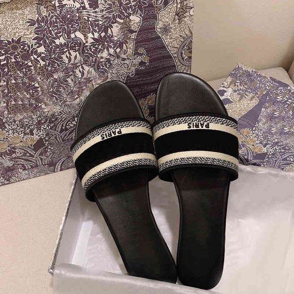 womens slippers summer leopard print embroidery sandal floral brocade fashion flip flops striped beach genuine leather dazzle fl, Black
womens slippers summer leopard print embroidery sandal floral brocade fashion flip flops striped beach genuine leather dazzle fl, Black