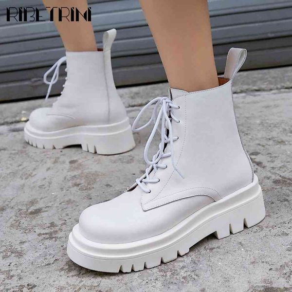 boots fashion girl platform chunky heels shoes lace genuine leather women autumn motorcycle boots, Black
boots fashion girl platform chunky heels shoes lace genuine leather women autumn motorcycle boots, Black