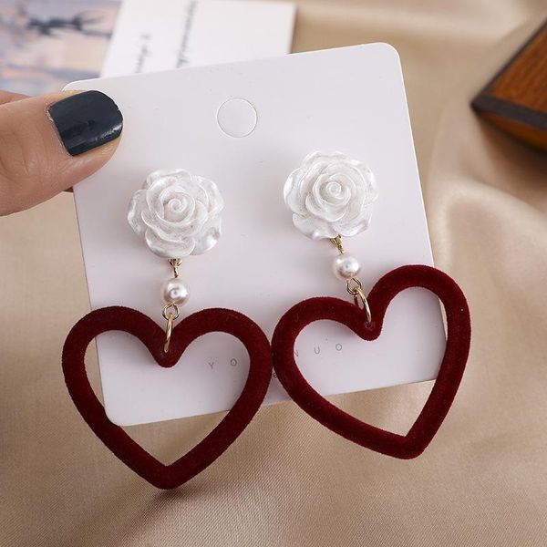 han guodong door temperament velvet stud earrings hearts sunflower pendants wholesale restoring ancient ways, Golden;silver
han guodong door temperament velvet stud earrings hearts sunflower pendants wholesale restoring ancient ways, Golden;silver