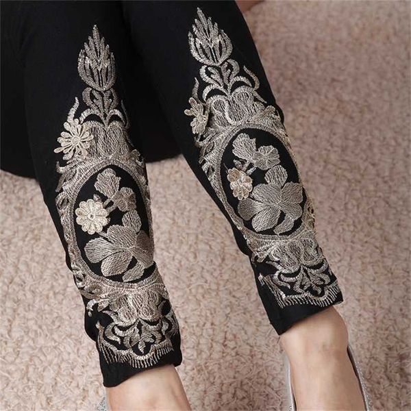 3xl plus size pants women spring autumn feminina high waist embroidery black white pencil legging female a1368 211204
3xl plus size pants women spring autumn feminina high waist embroidery black white pencil legging female a1368 211204