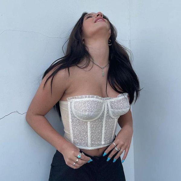 women's t-shirt summer chest wrap 2021 women white creative lace edge strapless sleeveless backless midriff-baring camisole
women's t-shirt summer chest wrap 2021 women white creative lace edge strapless sleeveless backless midriff-baring camisole