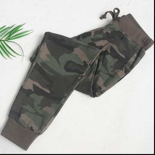 plus velvet thick european and women pants american large size winter camouflage sports elastic waist womens health trous, Black;white
plus velvet thick european and women pants american large size winter camouflage sports elastic waist womens health trous, Black;white