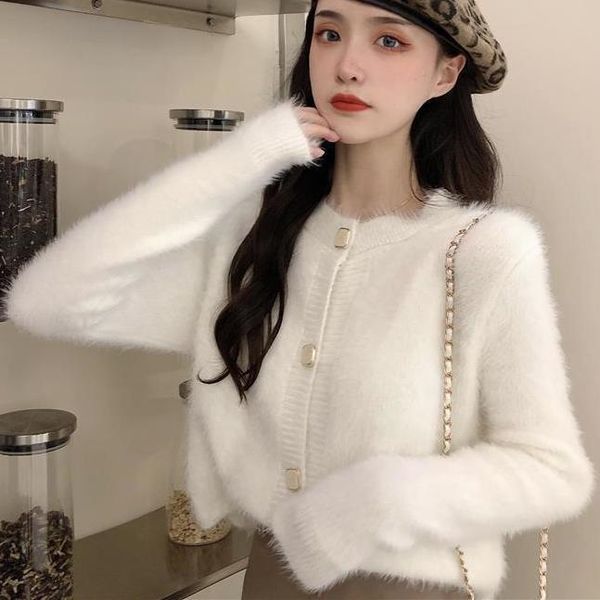 women's knits & tees women 2021 autumn fashion imitation mink velvet cardigan coats female short knitted jackets ladies o-neck sweater, White
women's knits & tees women 2021 autumn fashion imitation mink velvet cardigan coats female short knitted jackets ladies o-neck sweater, White